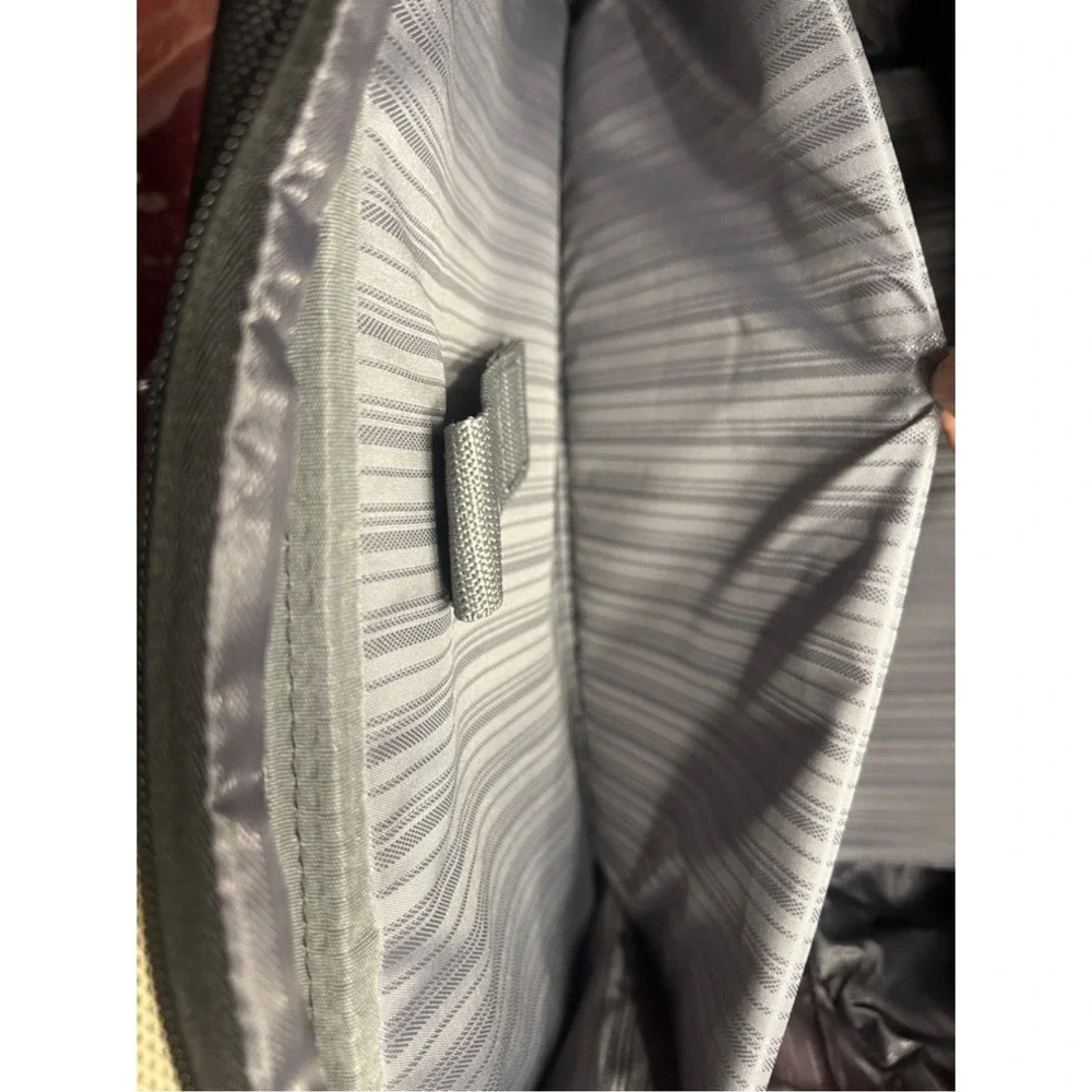 Samsonite padded 15